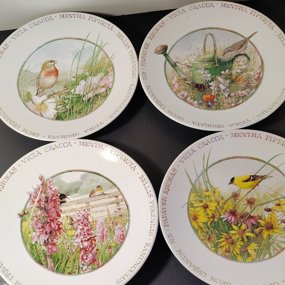 Floral Garden Plate Set